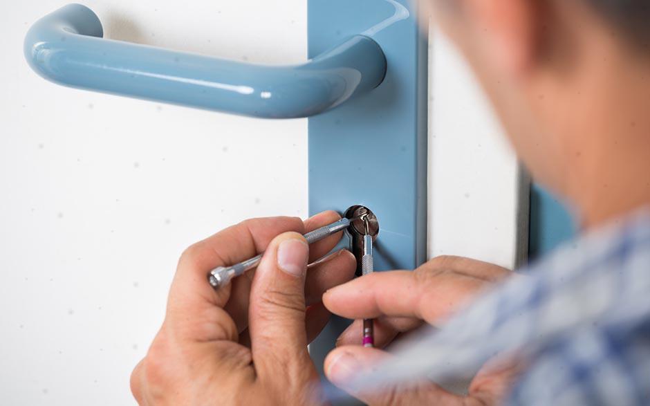 service serrurier prix changement serrure Montrouge